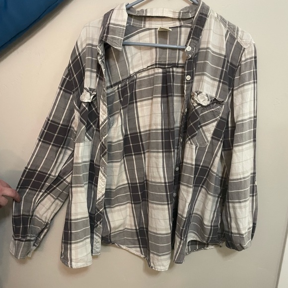 Tops - Long sleeved plaid shirt.